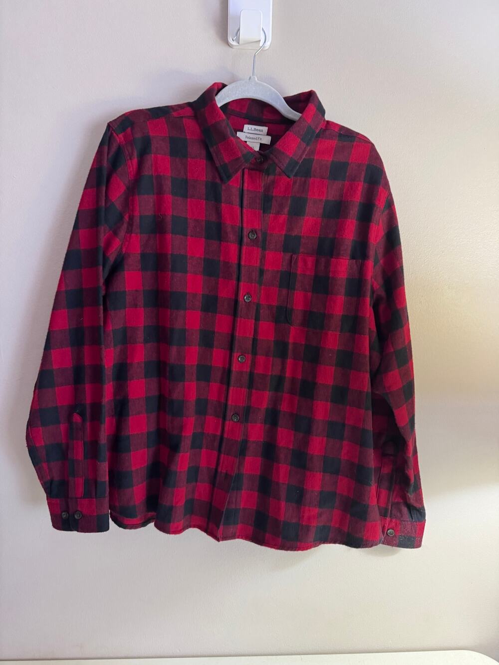 L.L.Bean Women’s XL Relaxed Fit Buffalo Plaid Flannel Shirt Red Black